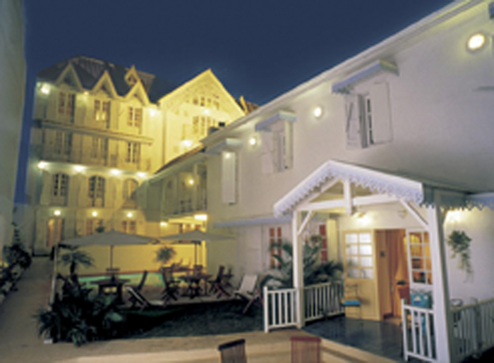 SITES EN SITES CONF / RIU MORNE