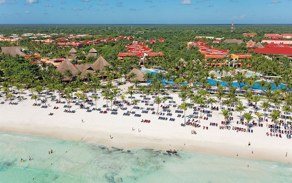 Barcelo Maya Grand Resort