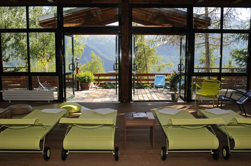 HAUTES-ALPES : VILLAGE CLUB DU SOLEIL