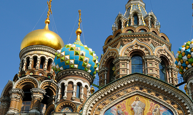 LUMIERES DE RUSSIE RENDEZ VOUS SUR PLACE DE SAINT PETERSBOURG A MOSCOU