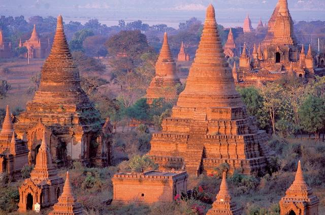 La Cantate de l'Irrawady - cabine Balcon - sens Prome/Mandalay - Birmanie