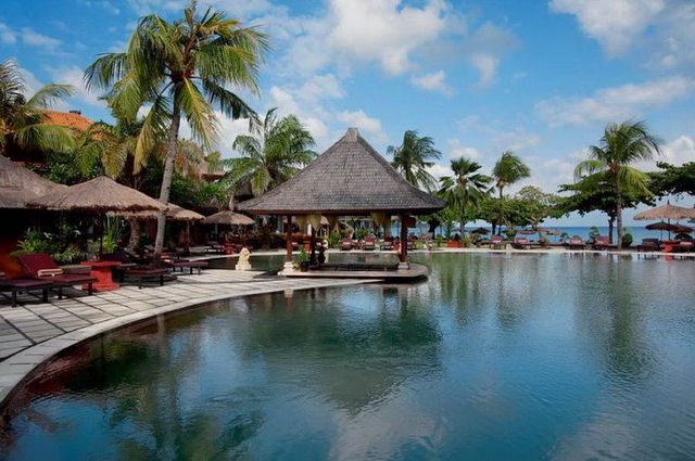 Séjour Vol + Hôtel Keraton Jimbaran Resort and Spa 4* Bali