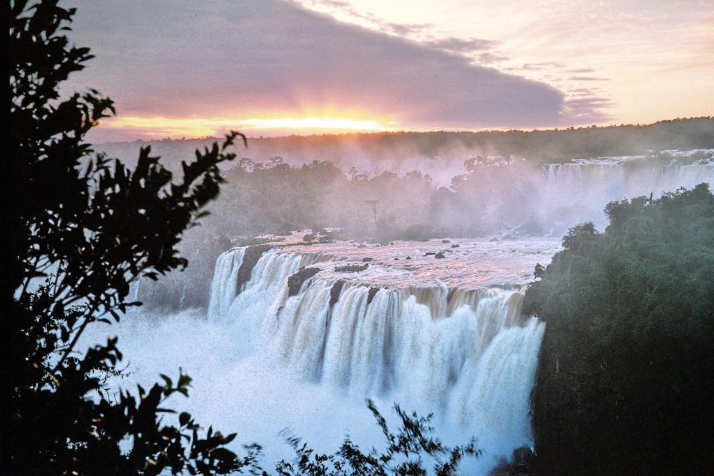 Cidades do brasil - Extension aux chutes d'Iguaçu