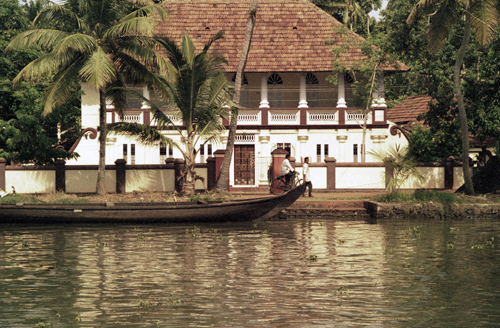 Des Comptoirs de l'Inde au Kerala