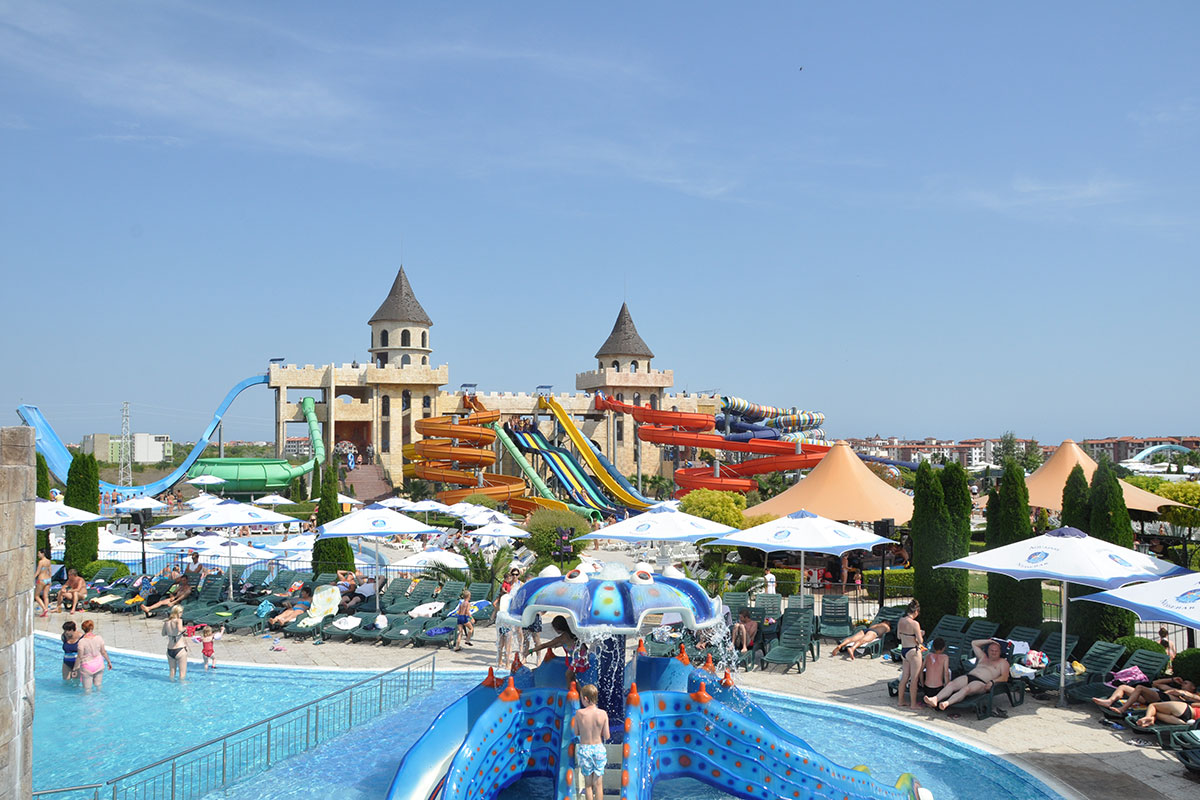 Splashworld Aqua Paradise Resort