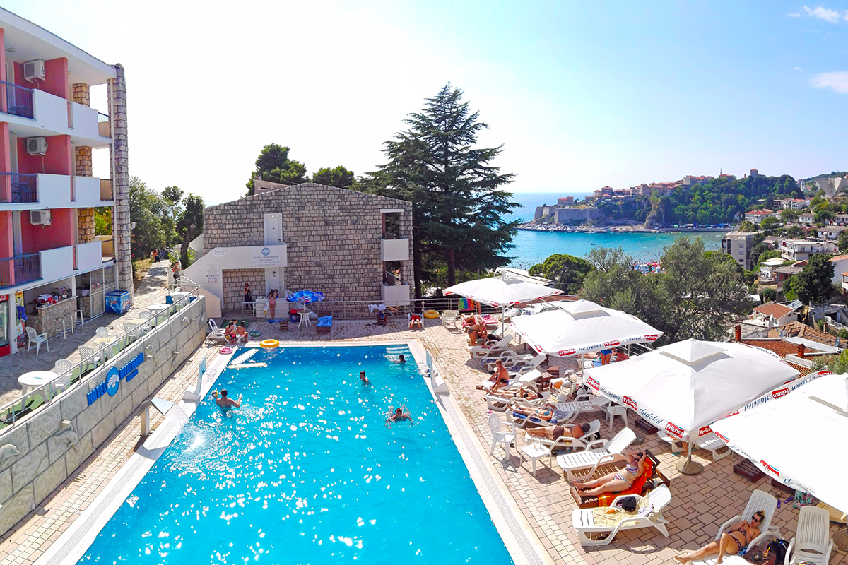 Hôtel Mediteran ****