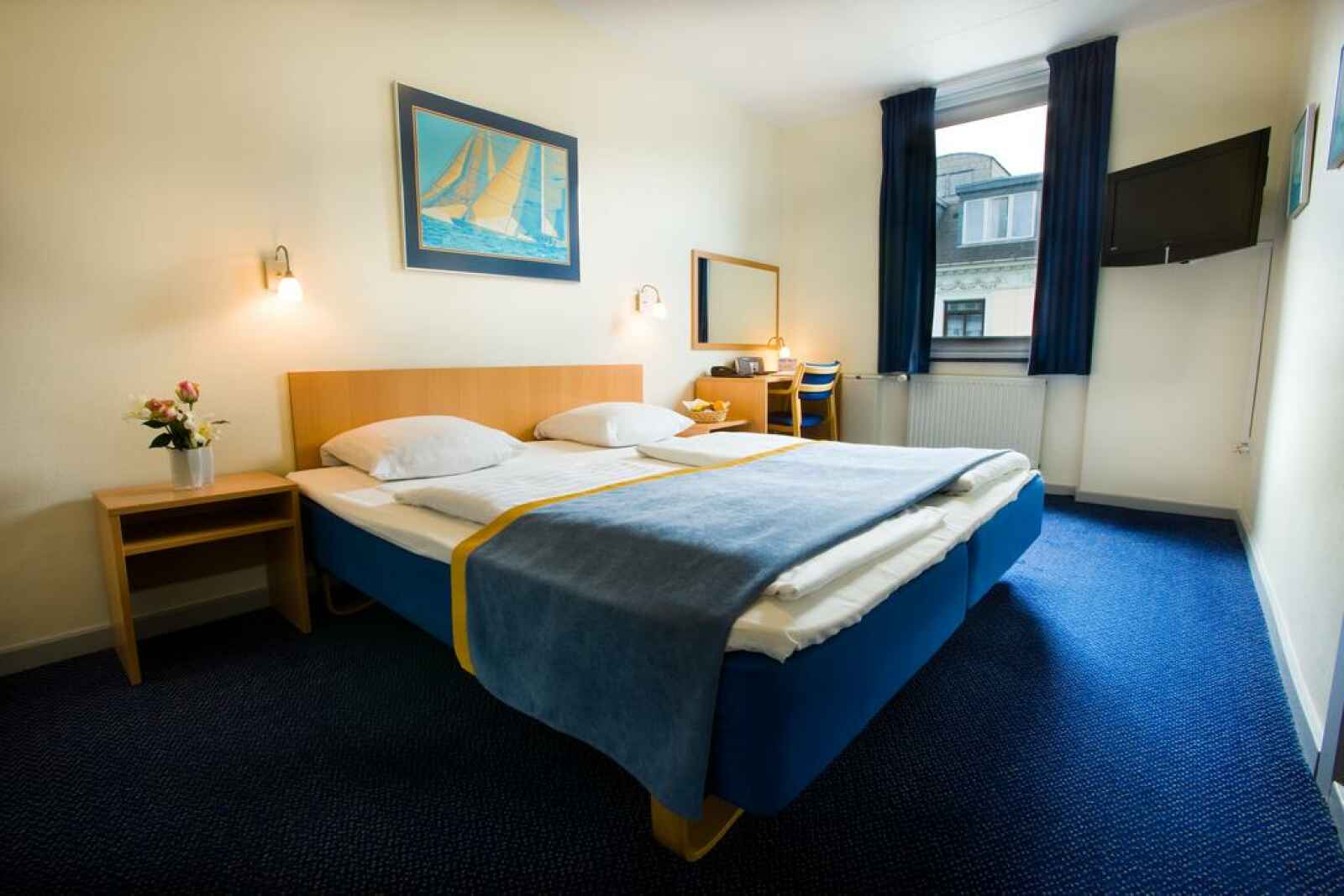 Maritime Hotel
