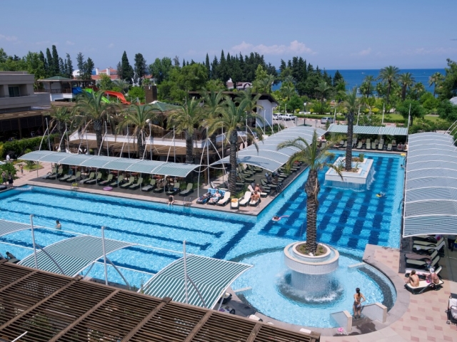 Crystal Deluxe 5* Antalya