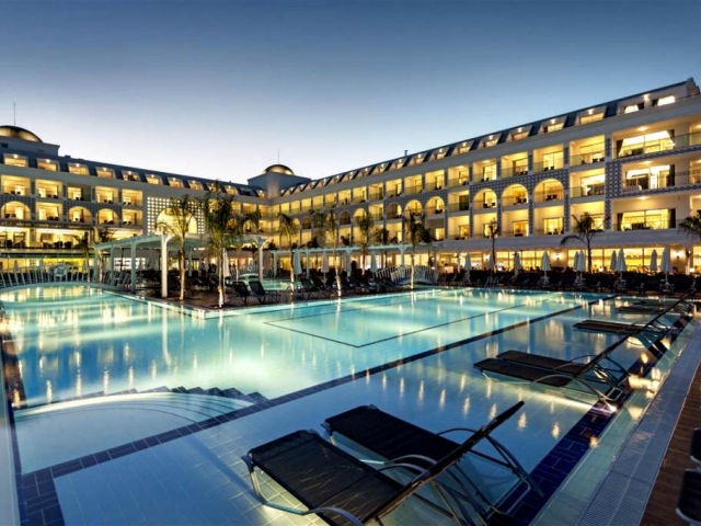 Karmir Resort & Spa 5* Antalya