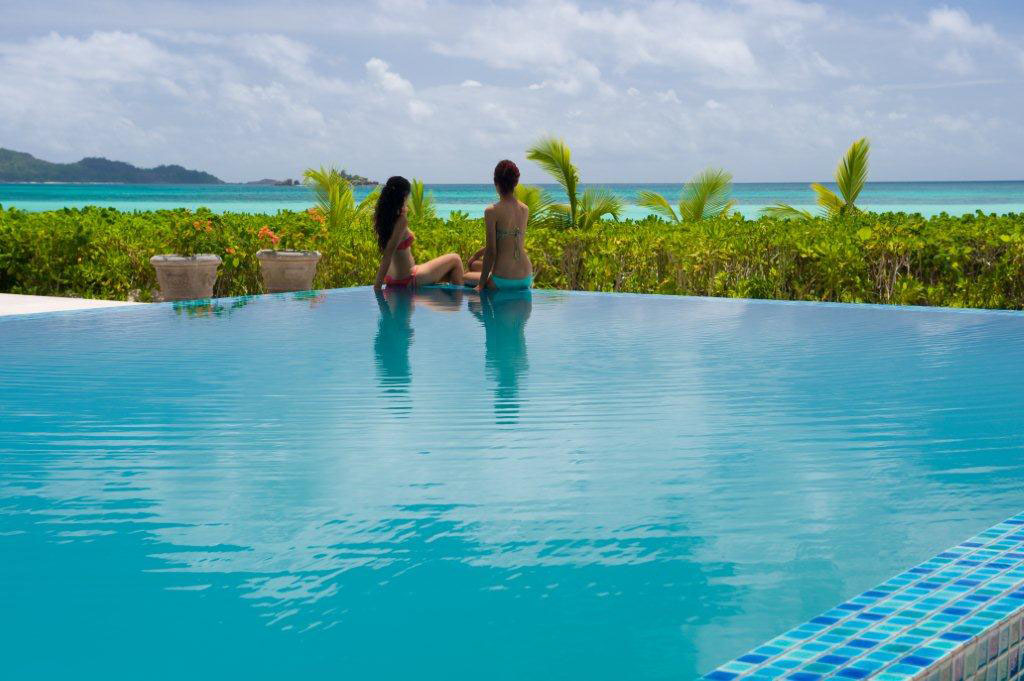 COMBINÉ 2 ILES : MAHÉ + PRASLIN Constance Ephélia Seychelles + Acajou Beach Resort 14 nuits