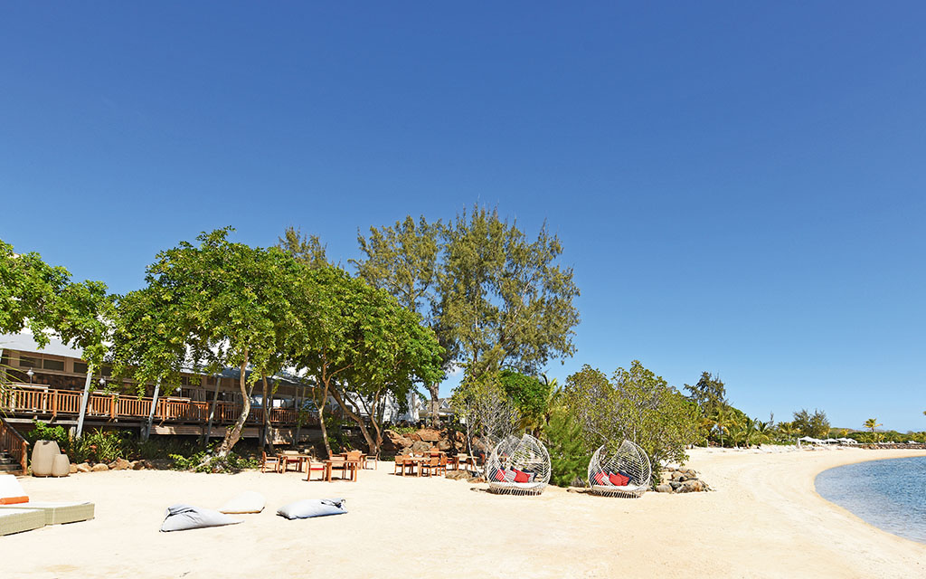 COMBINÉ 2 ILES : RÉUNION + ILE MAURICE Circuit De Sites En Sites STANDARD + Radisson Blu Azuri & Spa 14 nuits