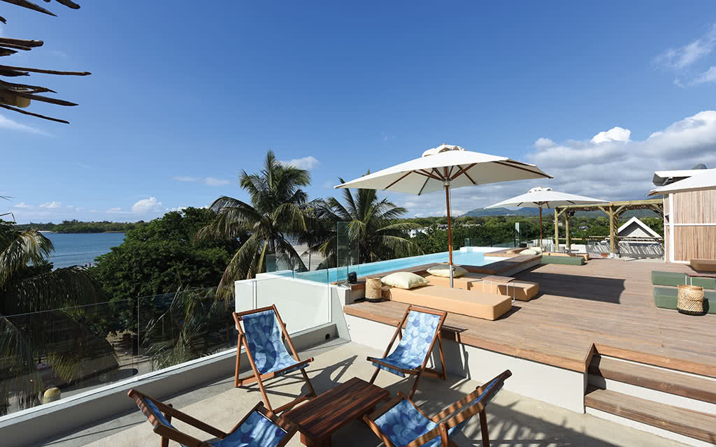 COMBINÉ 2 ILES : RÉUNION + ILE MAURICE Hôtel Le Récif Saint Gilles Les Bains + Veranda Tamarin 10 nuits