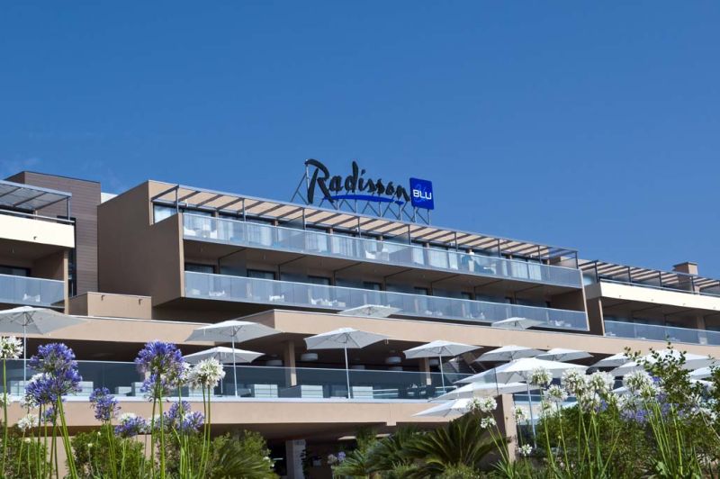 L'hôtel Radisson Blu Resort & Spa Ajaccio Bay.