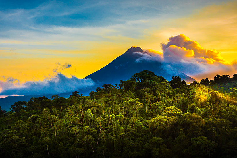 (Image) image Costa Rica Volcan Arenal panorama fo