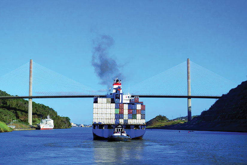 (Image) image Panama Canal de Panama Cargo it