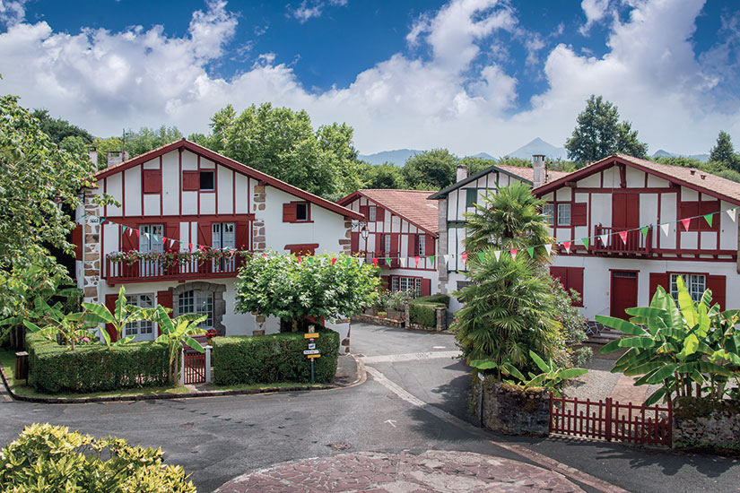 (Image) image France Pays Basque maisons traditionnelles dans le village Espelette fo