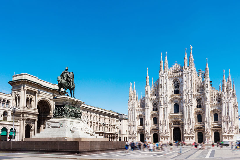 (Image) image Italie Milan Duomo Place it