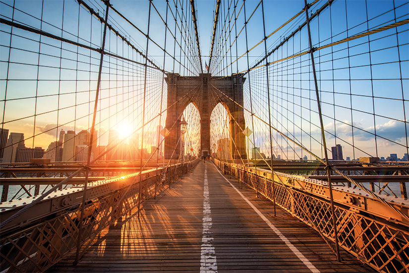 (Image)-image-1-Pont-de-Brooklyn-a-New-York-aux-Etats-Unis-14-as_87335557.jpg
