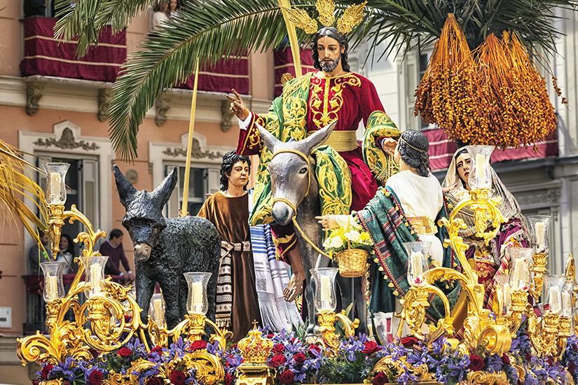 (Image) image Espagne Malaga Semaine Sainte procession 74 as_242438371