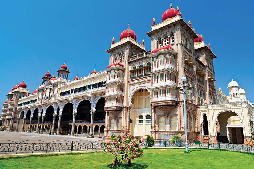 (Image)-image-Inde-Mysore-Palais-royal-des-Maharajas-de-Mysore-as_113017896.jpg