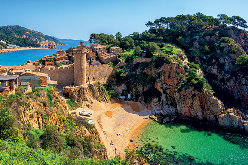 (Image)-image-Espagne-Catalogne-Tossa-de-Mar-50-as_217199623.jpg