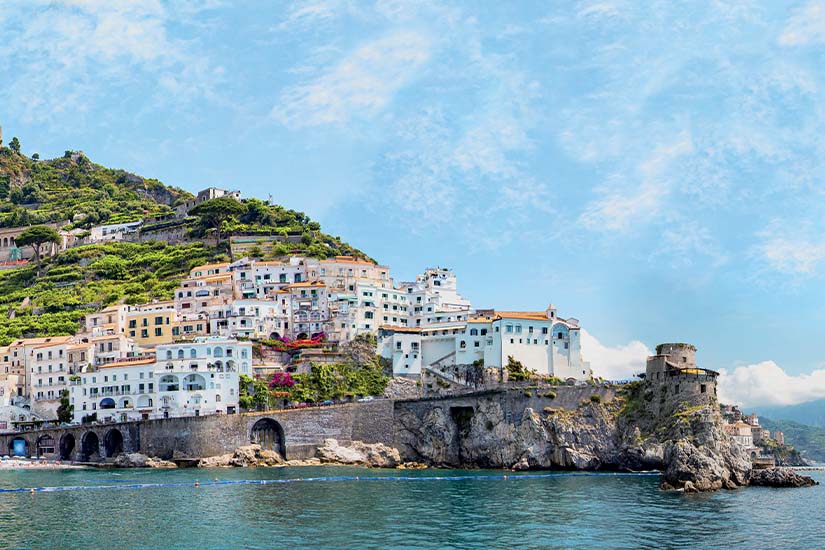 (Image)-image-Italie-Salerne-Cote-amalfitaine-as_324770108.jpg