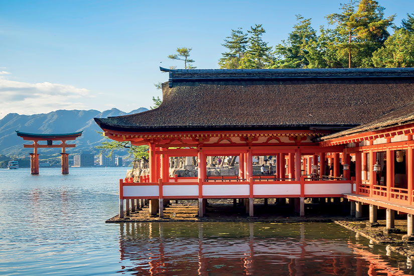 (Image)-image-Japon-ile-de-Miyajima-sanctuaire-Itsukushima-as_363855787.jpg