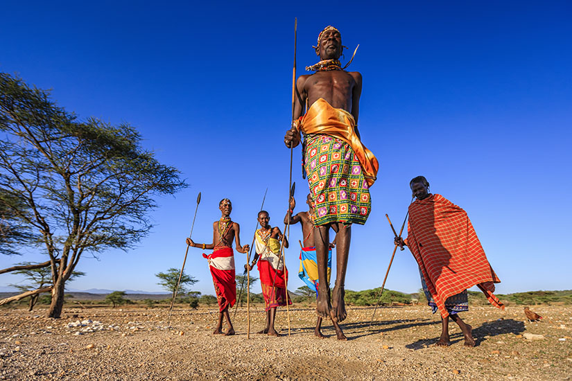 (Image)-image-Kenya-danse-traditionnelle-guerrier-Samburu-it_640057166.jpg