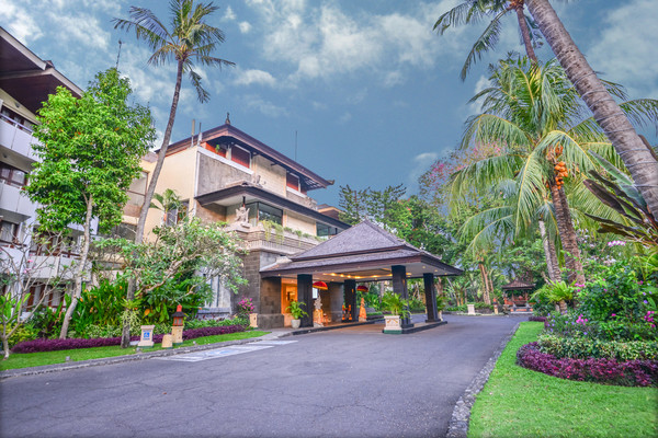 Combiné hôtels Entre plage de Sanur & Ubud (Prama Sanur Beach Bali & Furama Villa & Spa) *****