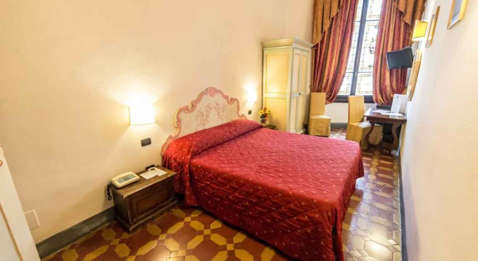 Hotel Paris