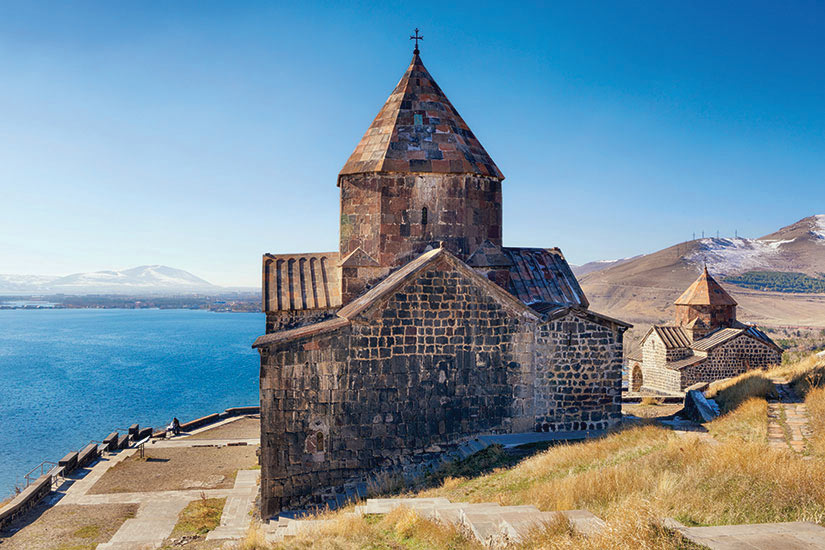 (Image) image Armenie Sevanavank Monastere it